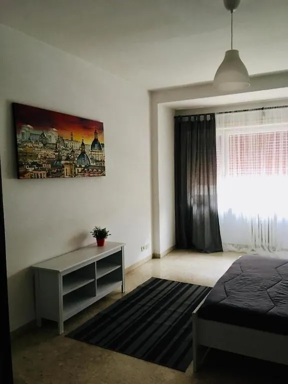 La Mia Casa Di Roma Bed & Breakfast 0*, Rome